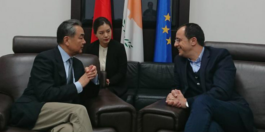 Εκτίμηση για τη σταθερή στήριξη της Κίνας στο Κυπριακό, εξέφρασε στον ομόλογό του ο ΥΠΕΞ